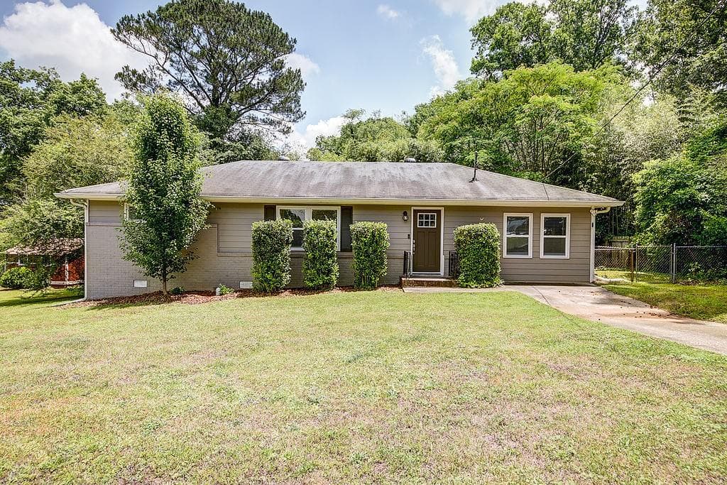 3 bedroom, 2 bathroom, 1,449 sq ft single family residence sold at 3085 Biggern Avenue, Smyrna, GA 30082
