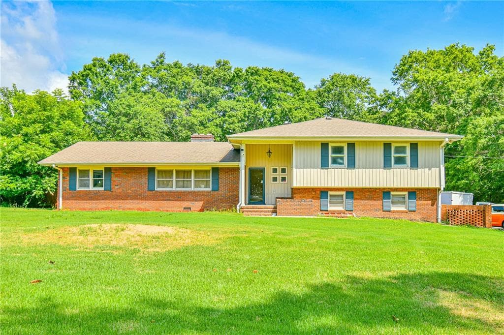 382 3rd Avenue, Winder, GA 30680 — most recent listing photo