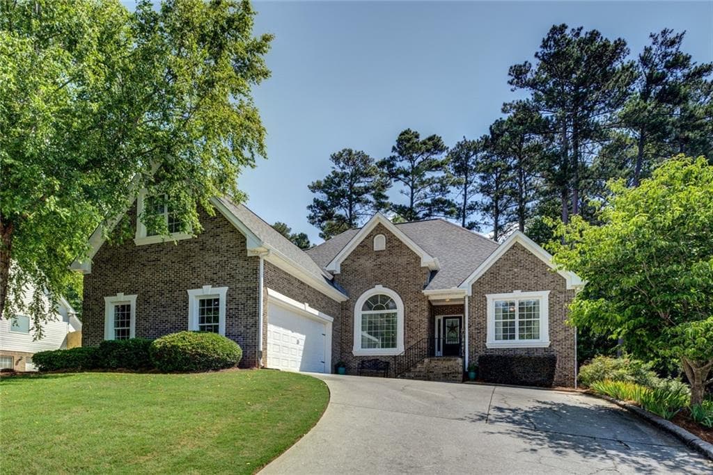 4 bedroom, 4 bathroom, 3,395 sq ft single family residence sold at 7208 Sunset Boulevard, Loganville, GA 30052