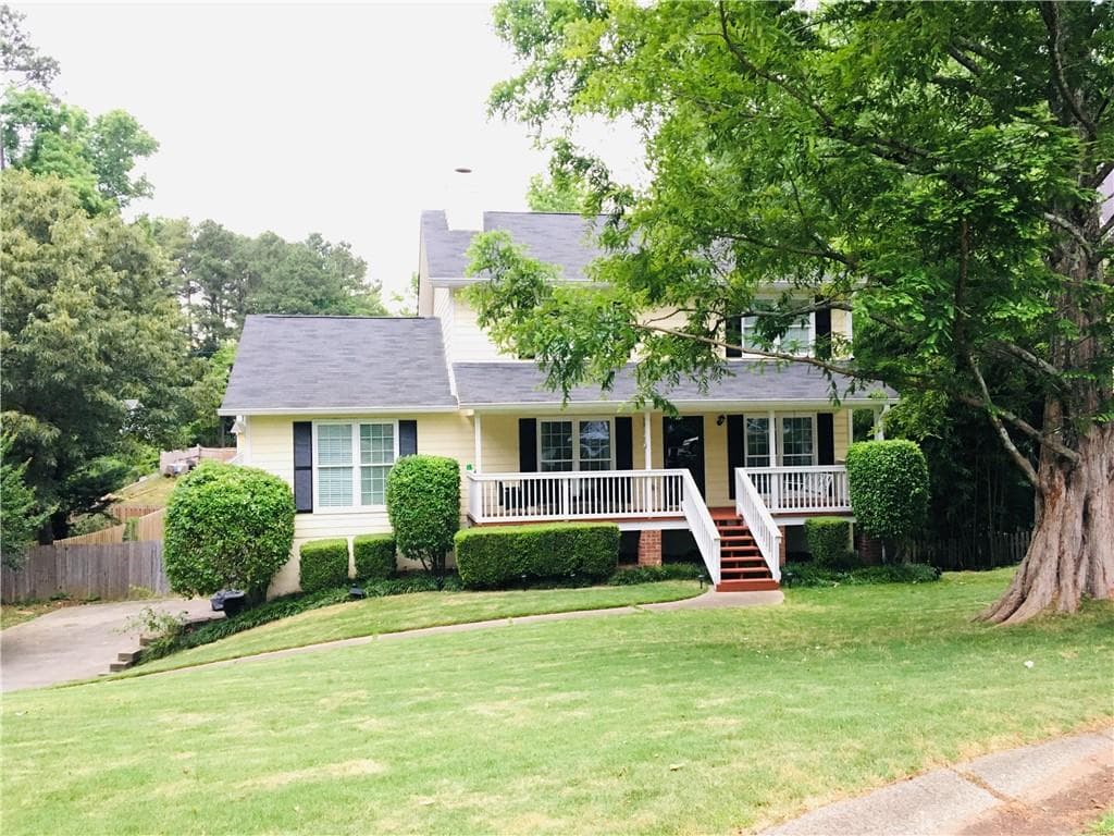 4 bedroom, 3 bathroom, 2,267 sq ft single family residence sold at 2150 Shillings Chase Drive, Kennesaw, GA 30152