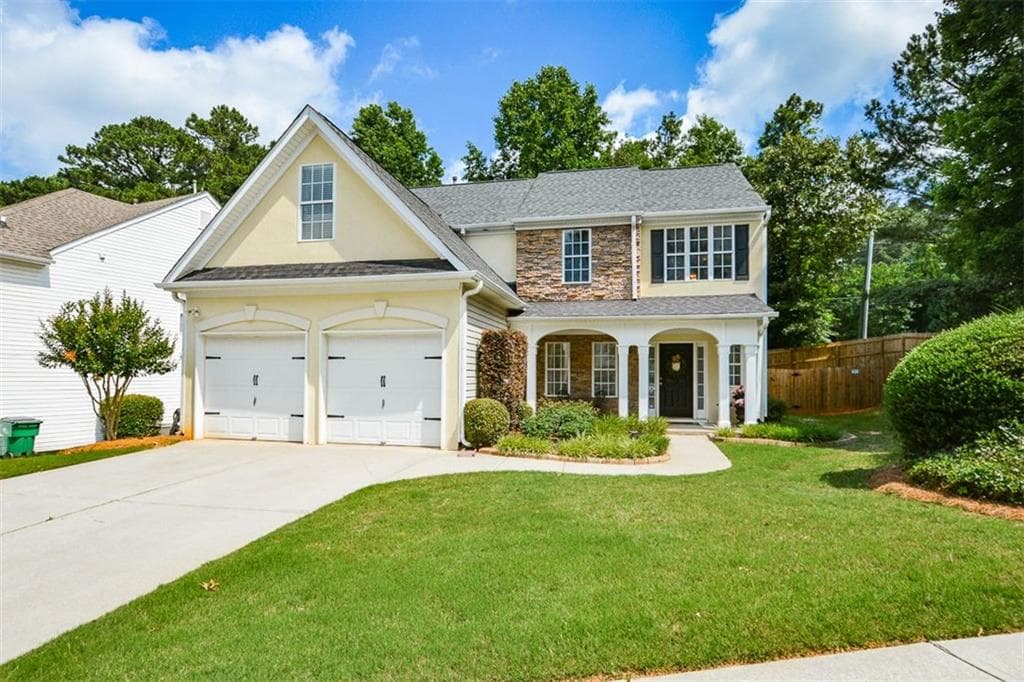 3 bedroom, 4 bathroom, 2,194 sq ft single family residence sold at 2900 GEORGIAN MANOR Drive, Johns Creek, GA 30022