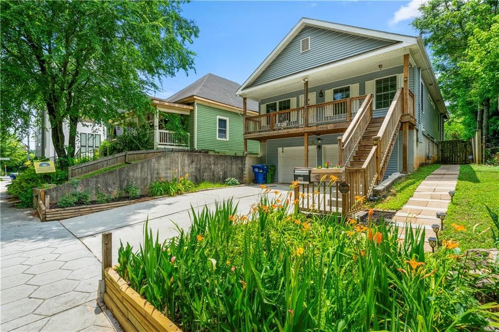 3 bedroom, 3 bathroom, 2,296 sq ft single family residence sold at 1155 Hardee Street, Atlanta, GA 30307