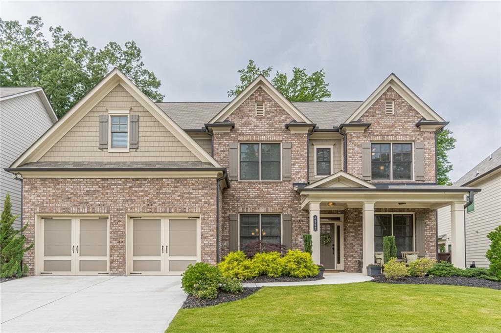 4 bedroom, 4 bathroom, 3,429 sq ft single family residence sold at 4962 Park Vale Drive, Sugar Hill, GA 30518