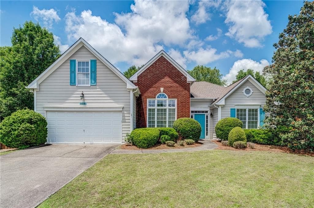 4 bedroom, 2 bathroom, 2,181 sq ft single family residence sold at 230 Paddington Court, Alpharetta, GA 30009