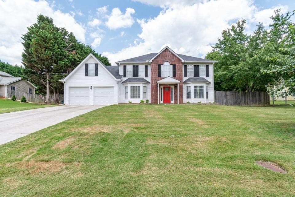 4 bedroom, 2 bathroom, 2,797 sq ft single family residence sold at 2125 Rosewood Mill Court, Loganville, GA 30052