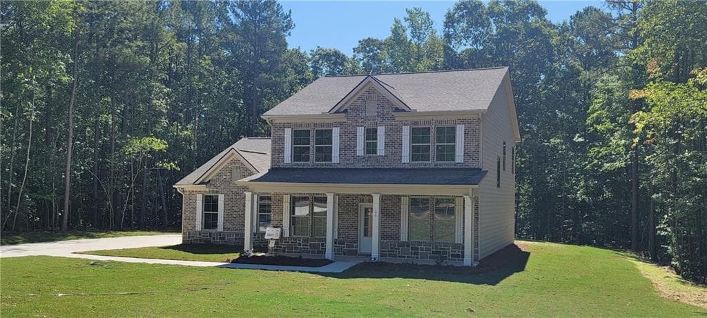 4 bedroom, 3 bathroom single family residence sold at 100 Tuxedo Road, Ellenwood, GA 30294