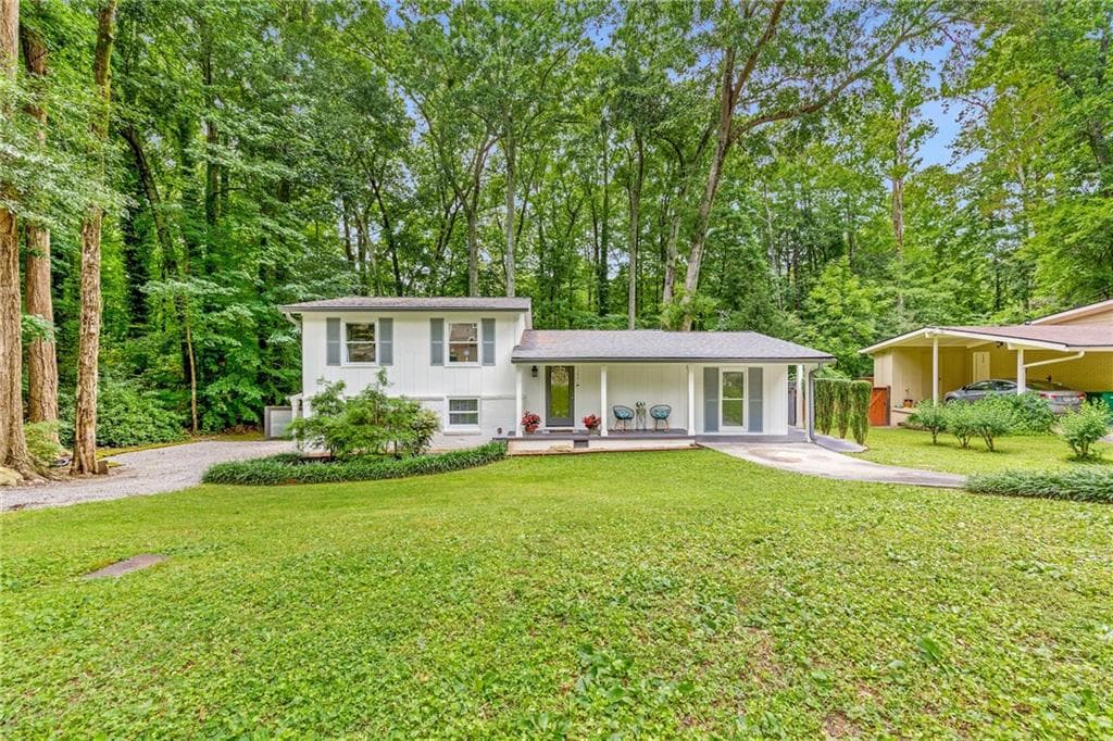 4 bedroom, 2 bathroom, 1,931 sq ft single family residence sold at 3446 Shawnee Trail, Smyrna, GA 30080