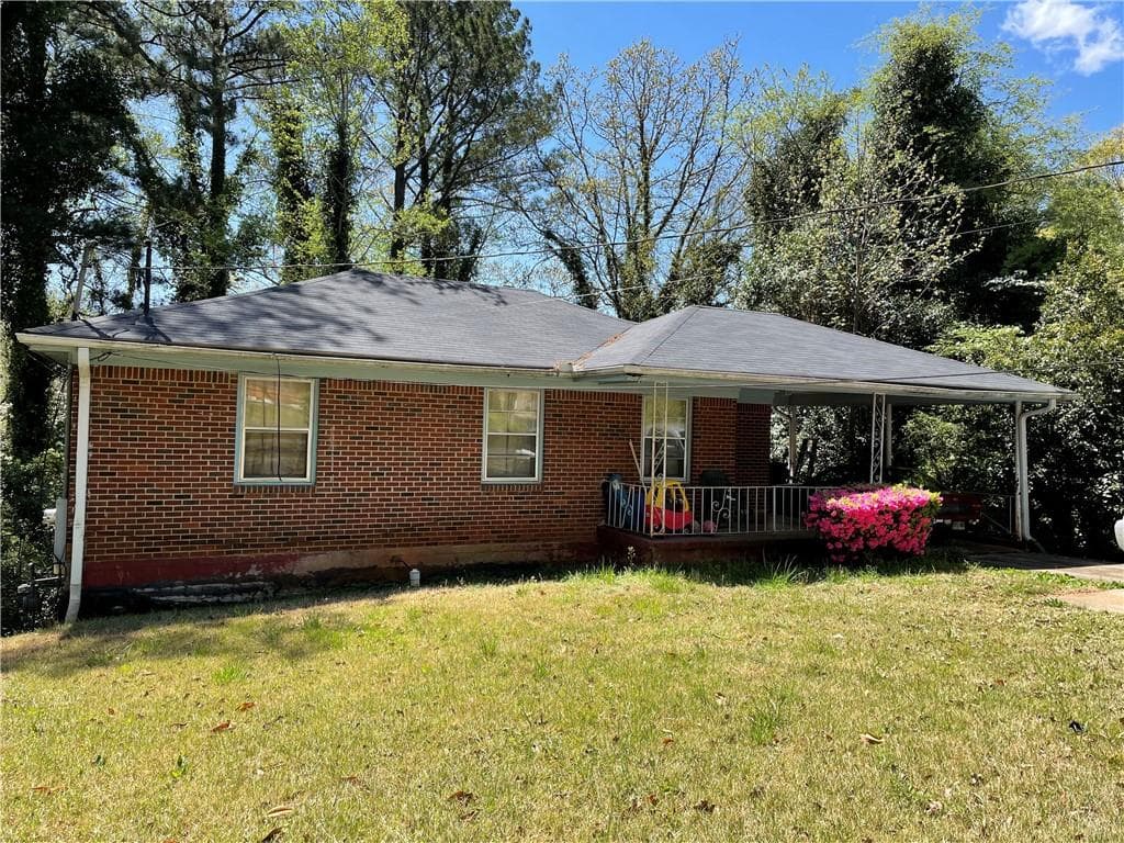 3 bedroom, 2 bathroom, 2,370 sq ft single family residence sold at 2153 Brannen Road, Atlanta, GA 30316