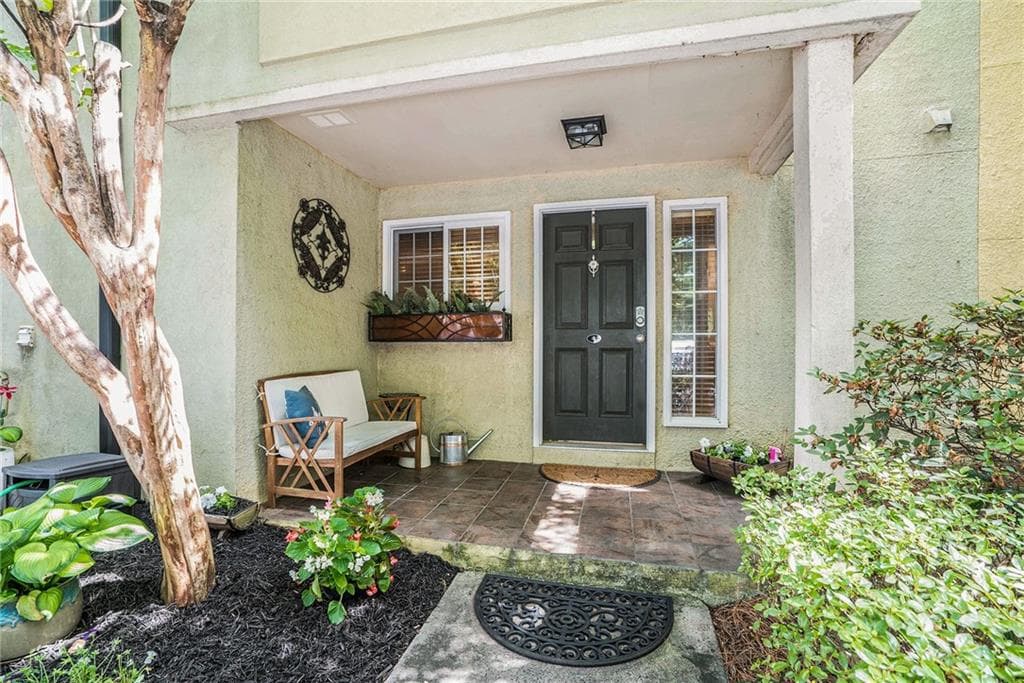 3 bedroom, 3 bathroom, 1,580 sq ft condominium sold at 1445 Monroe Drive D4, Atlanta, GA 30324