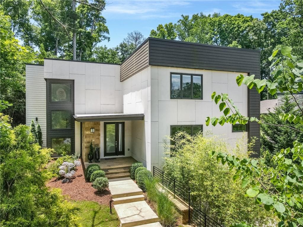 6 bedroom, 5 bathroom, 5,249 sq ft single family residence sold at 1153 Beech Haven Road, Atlanta, GA 30324
