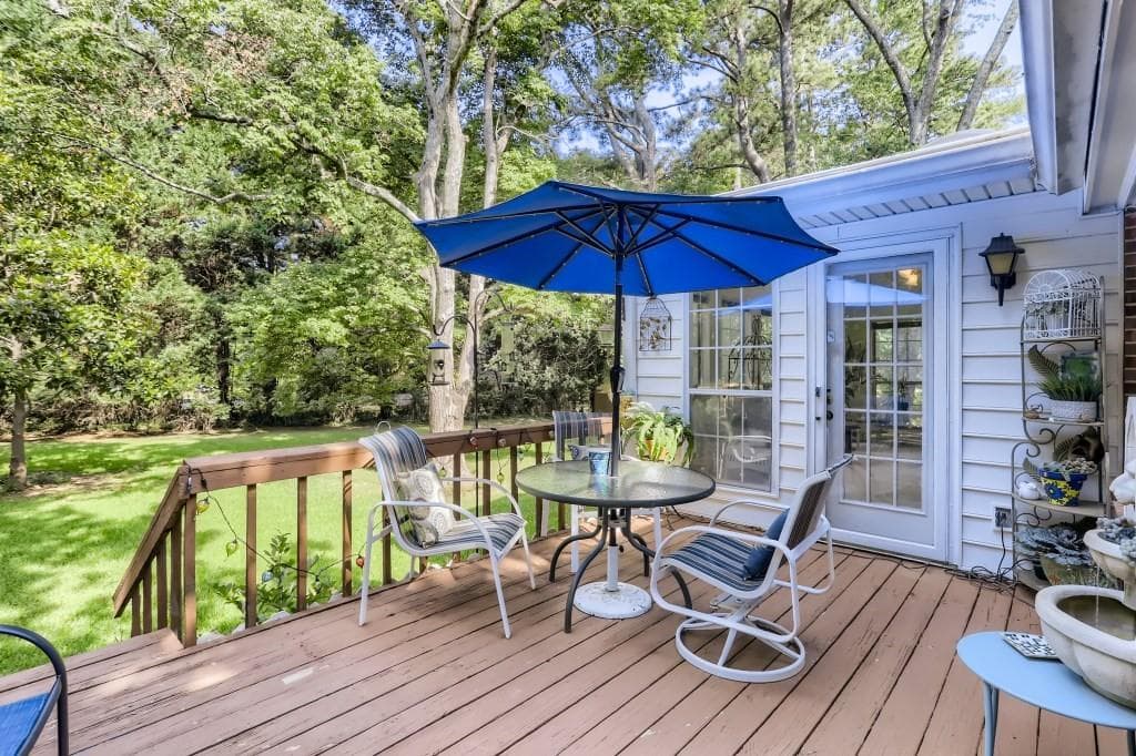 4 bedroom, 2 bathroom, 2,175 sq ft single family residence sold at 3004 Bren Mar Way, Atlanta, GA 30340