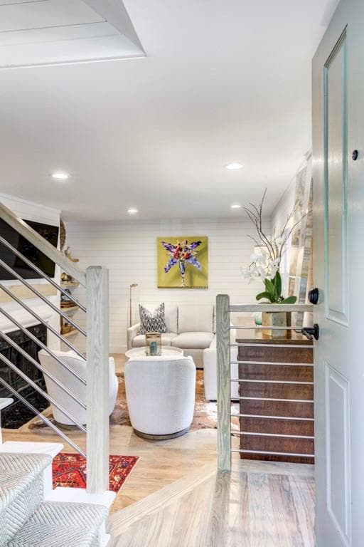 3 bedroom, 3 bathroom condominium sold at 25 Cantey Place 25, Atlanta, GA 30327