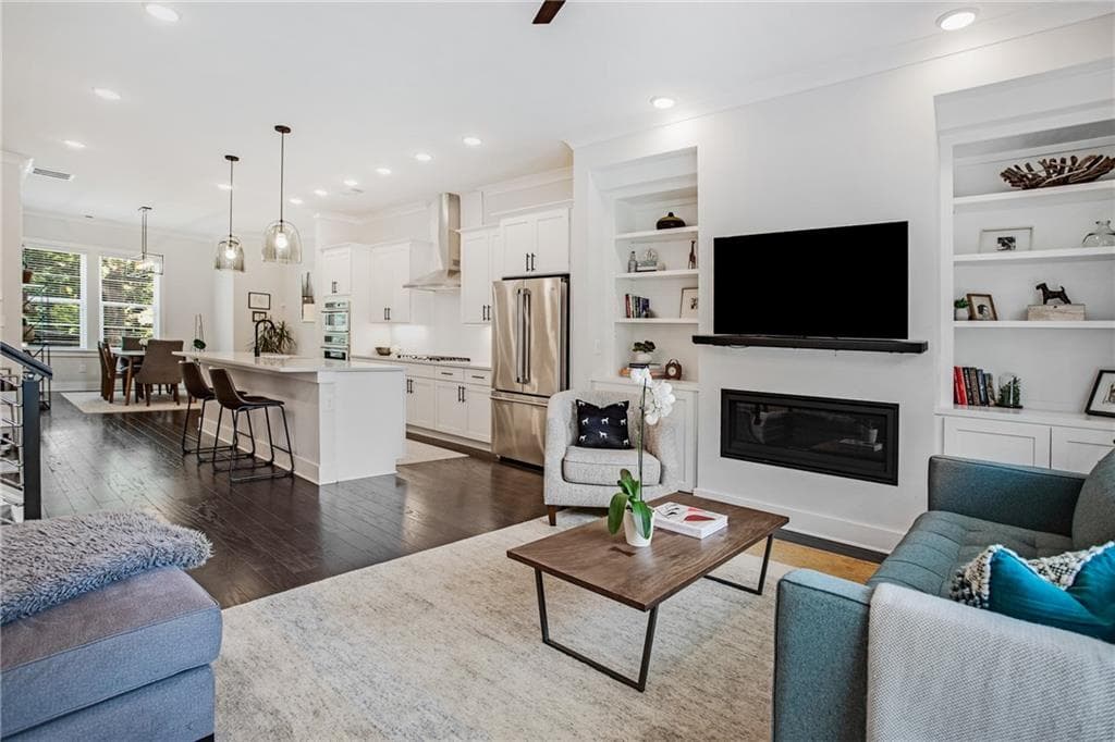 3 bedroom, 4 bathroom, 2,024 sq ft townhouse sold at 58 Rogers Street, Atlanta, GA 30317
