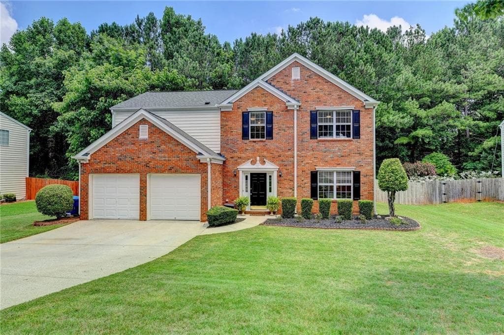 4 bedroom, 3 bathroom, 2,164 sq ft single family residence sold at 10185 Lauren Hall Court, Alpharetta, GA 30022