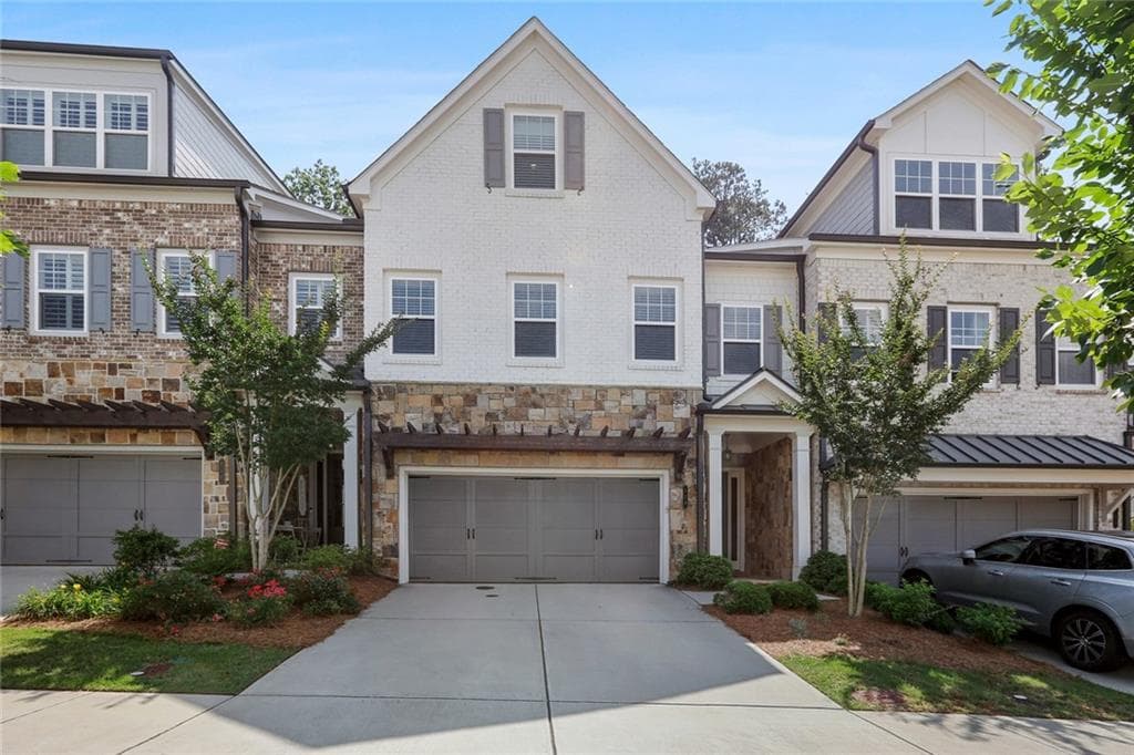 4 bedroom, 4 bathroom, 3,036 sq ft townhouse sold at 114 Calder Drive, Alpharetta, GA 30009
