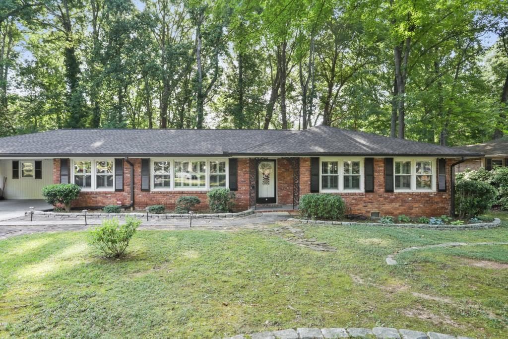 3 bedroom, 2 bathroom, 2,029 sq ft single family residence sold at 2359 Doreen Court, Atlanta, GA 30345