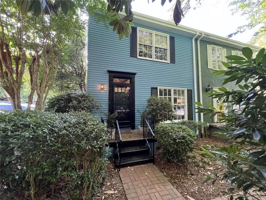 3 bedroom, 2 bathroom, 1,722 sq ft townhouse sold at 260 Manning Road UNIT 42, Marietta, GA 30064