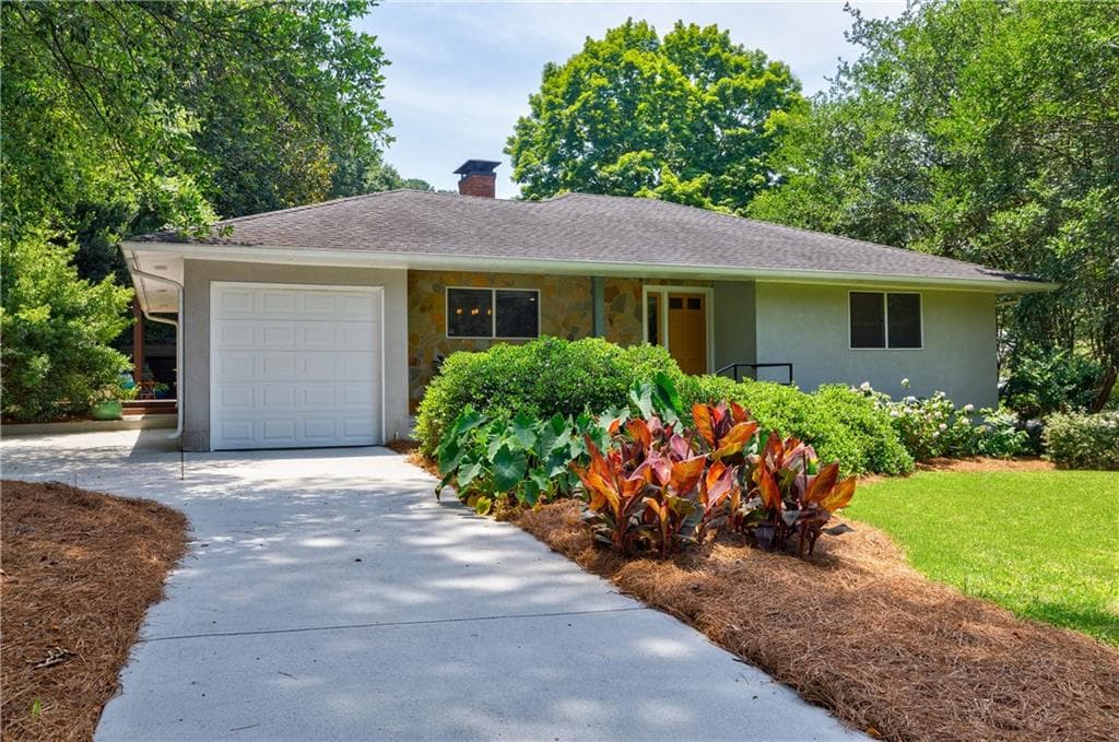 3 bedroom, 2 bathroom, 1,699 sq ft single family residence sold at 935 Northrope Drive, Atlanta, GA 30324