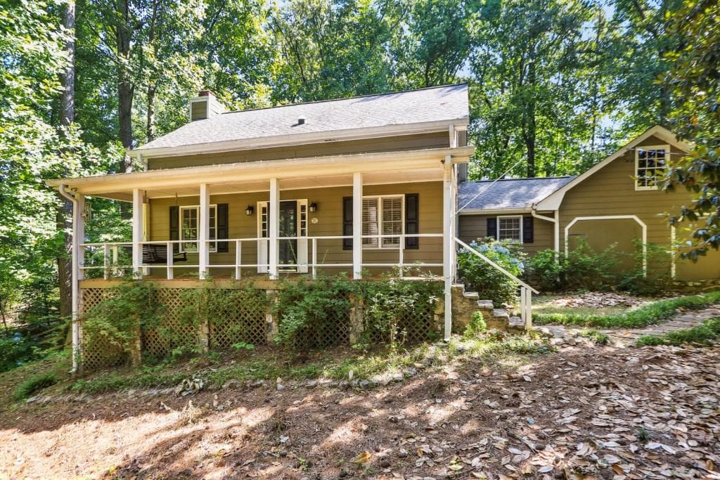 4911 Sturbridge Crescent, Roswell, GA 30075 — most recent listing photo