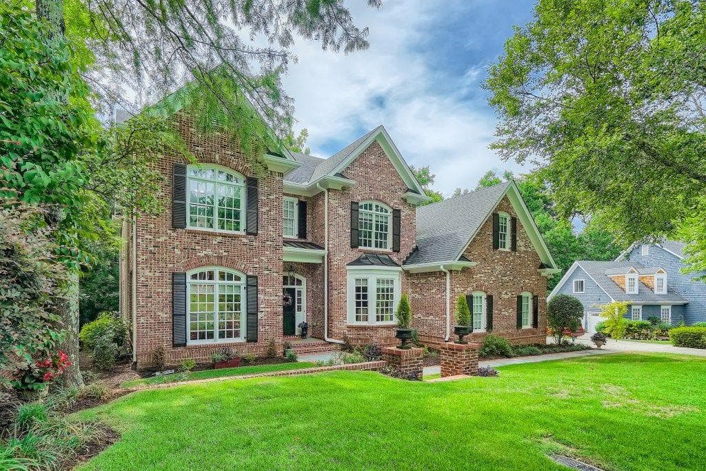2879 Payton Oaks Drive, Atlanta, GA 30345 — most recent listing photo