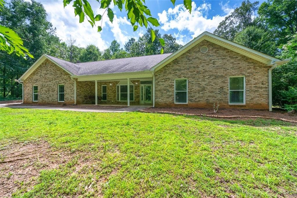 3 bedroom, 3 bathroom, 2,326 sq ft single family residence sold at 5387 KILROY Lane, Douglasville, GA 30135