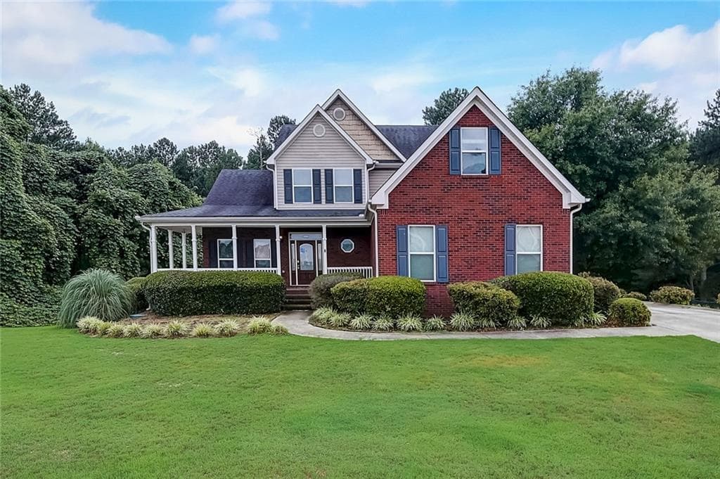 4 bedroom, 4 bathroom, 1,997 sq ft single family residence sold at 1400 Waterford Court, Loganville, GA 30052