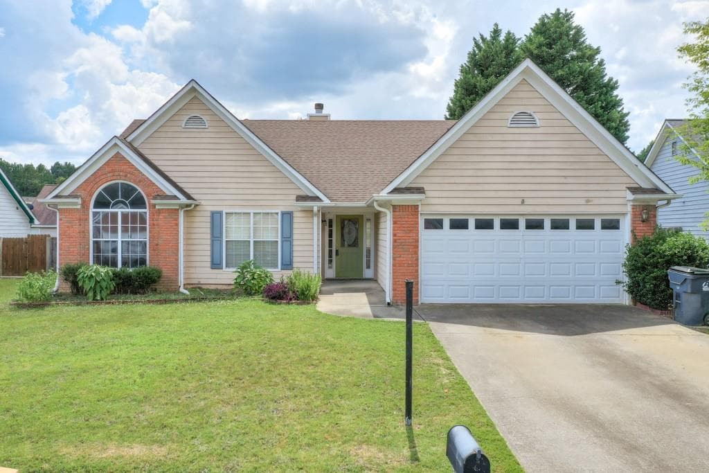 3 bedroom, 2 bathroom, 1,830 sq ft single family residence sold at 882 Conners Cove, Lawrenceville, GA 30044