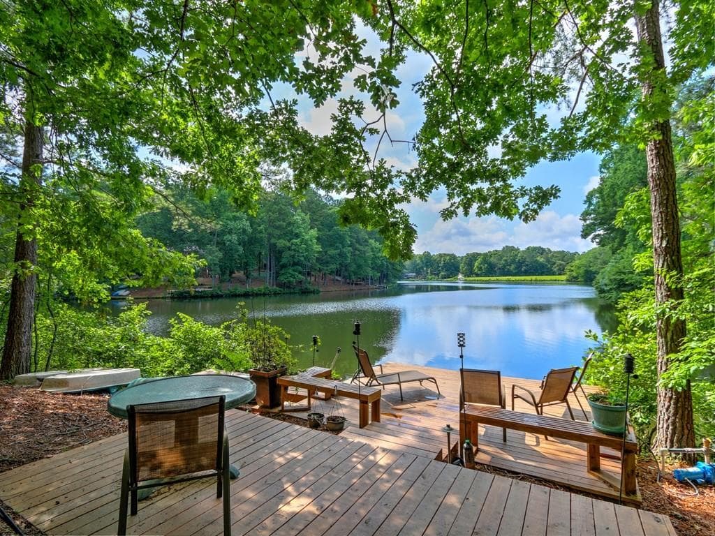 4 bedroom, 3 bathroom, 3,321 sq ft single family residence sold at 135 Beech Lake Court, Roswell, GA 30076
