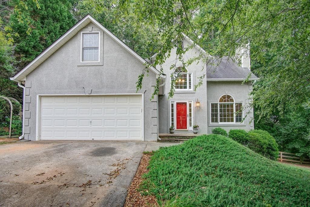 4 bedroom, 3 bathroom single family residence sold at 305 Pamela Place, Canton, GA 30115