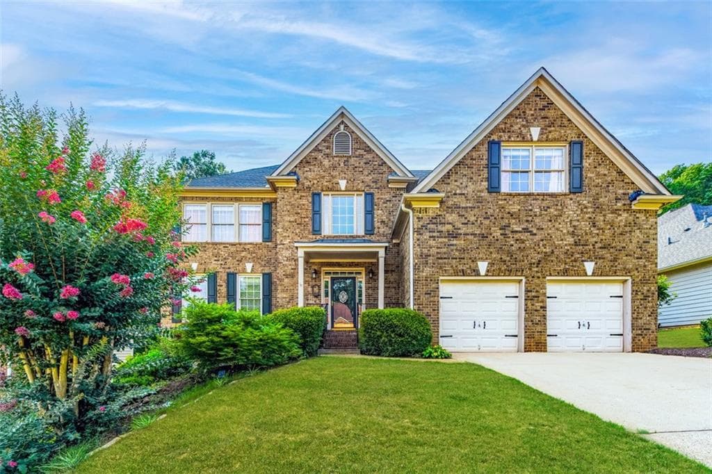 7 bedroom, 4 bathroom, 4,573 sq ft single family residence sold at 724 Fairview Club Circle, Dacula, GA 30019