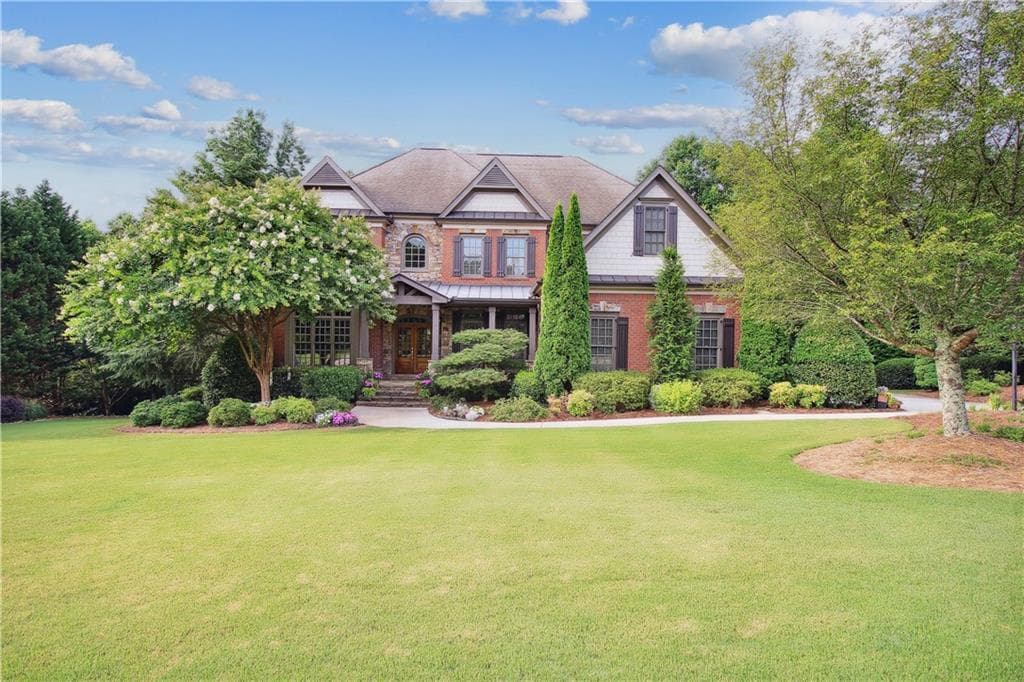 5 bedroom, 4 bathroom, 4,601 sq ft single family residence sold at 165 Sherwood Pass, Roswell, GA 30075
