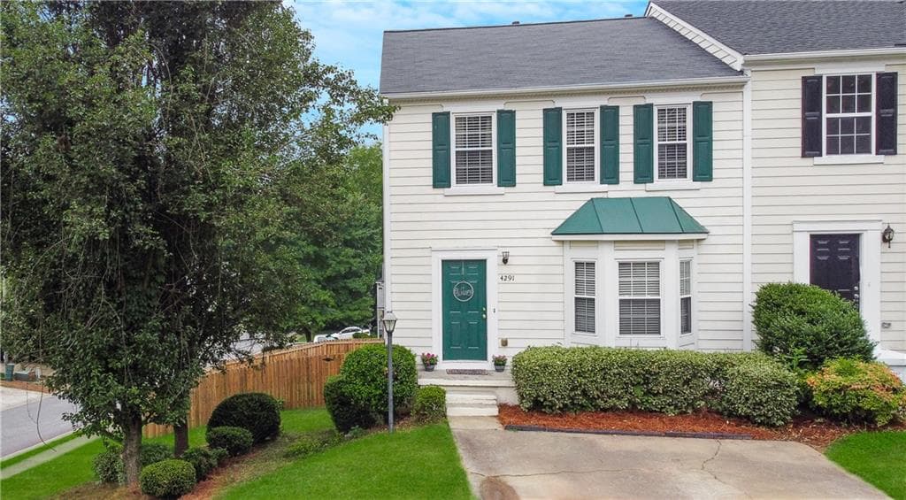 3 bedroom, 3 bathroom, 1,420 sq ft townhouse sold at 4291 Thorngate Court, Acworth, GA 30101