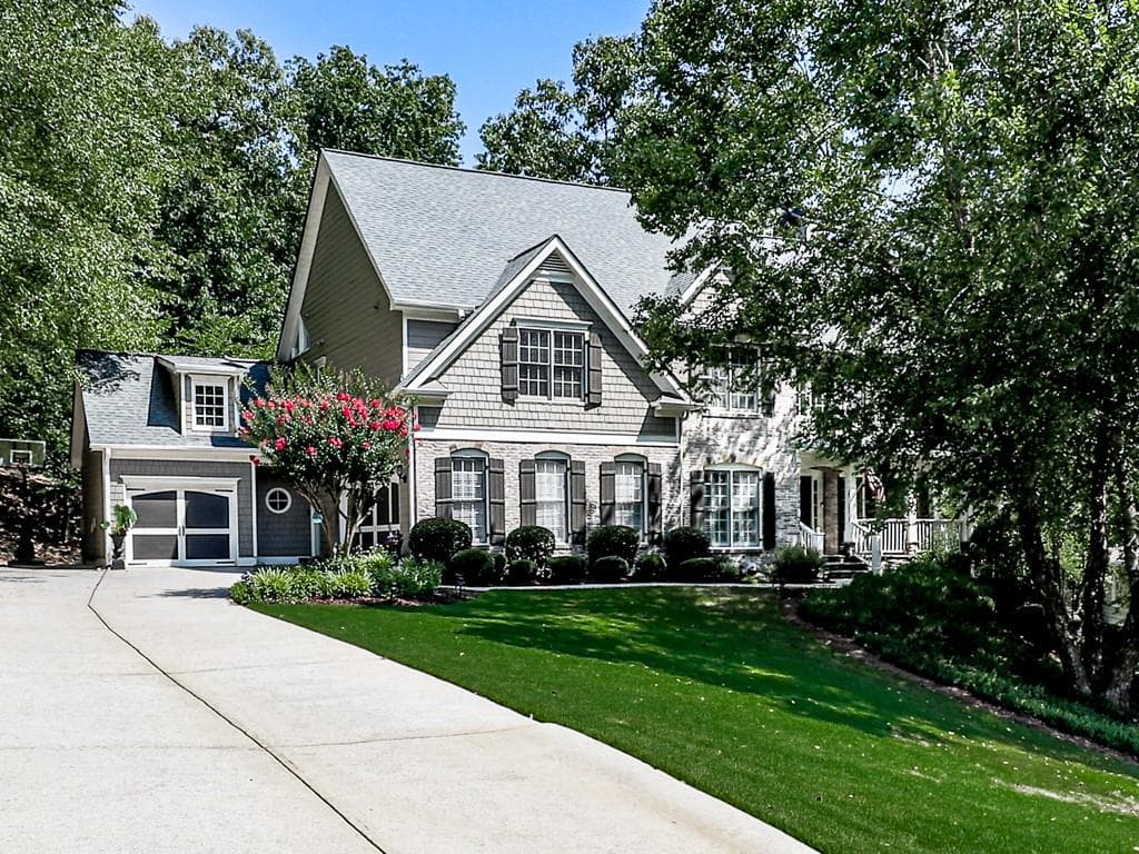 5 bedroom, 4 bathroom, 3,173 sq ft single family residence sold at 605 Eagles Flight Hill, Canton, GA 30114