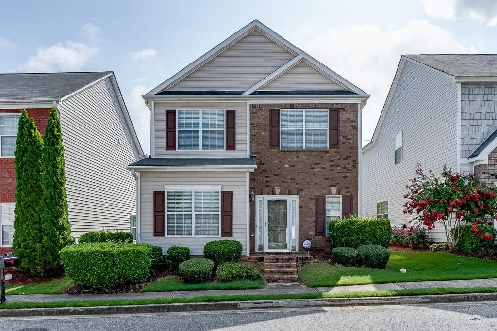 3 bedroom, 3 bathroom, 1,984 sq ft single family residence sold at 3166 Imperial Circle, Atlanta, GA 30311