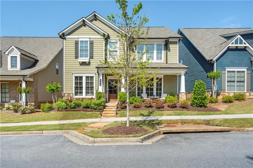 4 bedroom, 4 bathroom, 3,381 sq ft single family residence sold at 182 Still Pine Bend, Smyrna, GA 30082