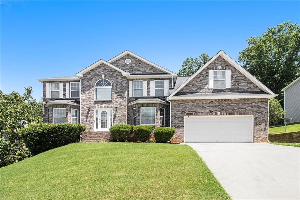 4 bedroom, 3 bathroom, 3,212 sq ft single family residence sold at 3032 Creekbend Overlook, Douglasville, GA 30135