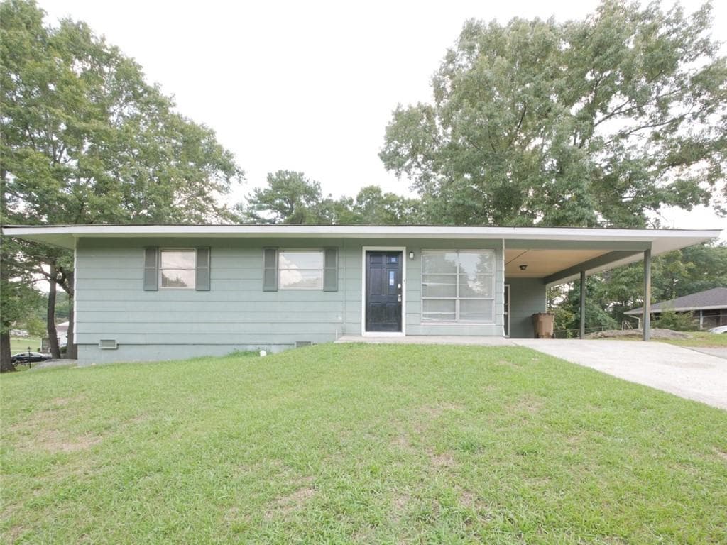 3 bedroom, 1 bathroom, 875 sq ft single family residence sold at 6626 Imperial Drive, Morrow, GA 30260