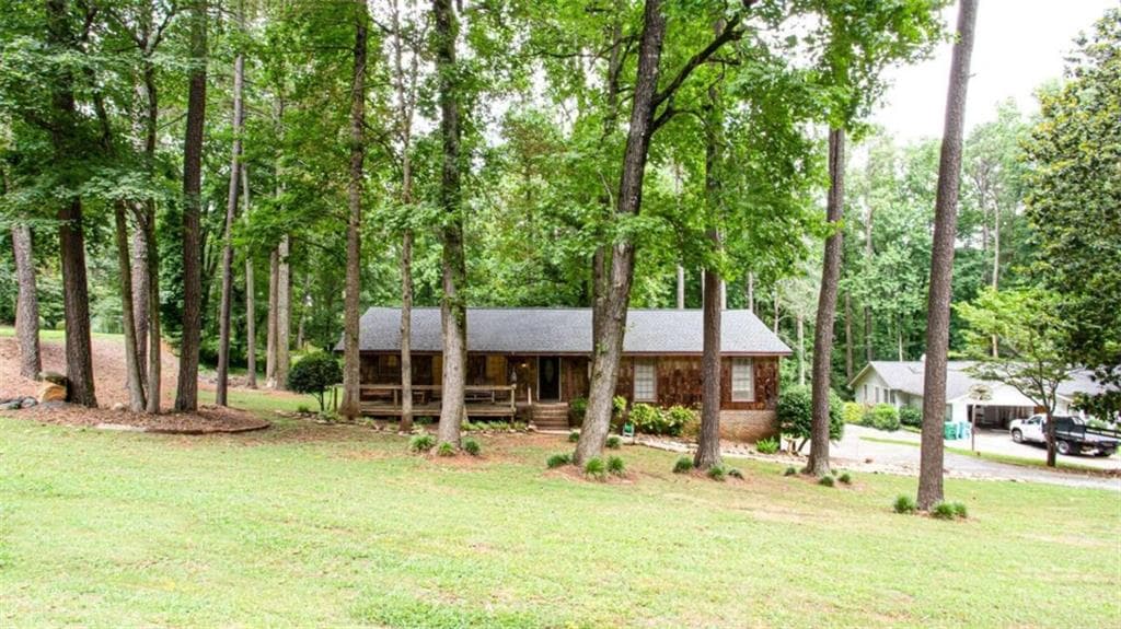 3 bedroom, 2 bathroom, 1,564 sq ft single family residence sold at 3245 Lincoln Place, Lawrenceville, GA 30044