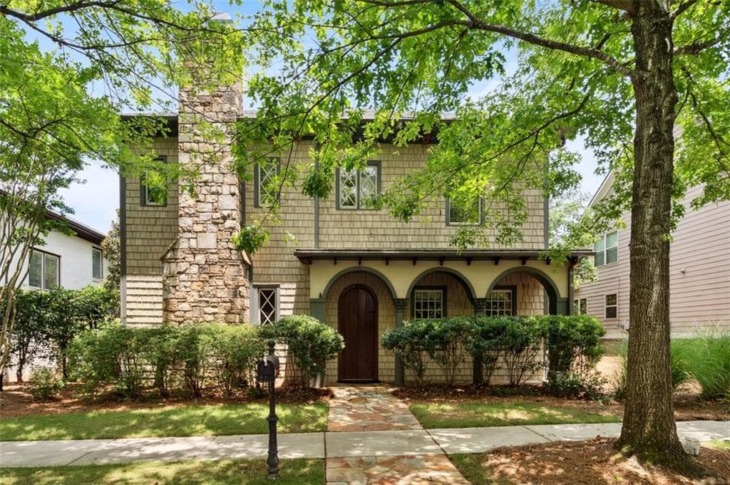 4 bedroom, 4 bathroom, 3,481 sq ft single family residence sold at 611 CONCORD LAKE Circle, Smyrna, GA 30082