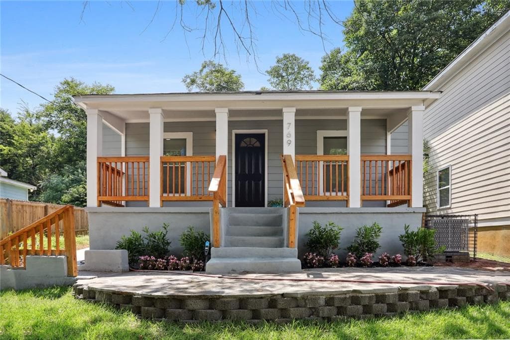 3 bedroom, 2 bathroom, 1,120 sq ft single family residence sold at 769 Coleman Street, Atlanta, GA 30310