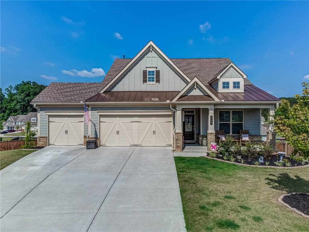 3 bedroom, 2 bathroom, 2,032 sq ft single family residence sold at 739 Rockwood Court, Canton, GA 30115