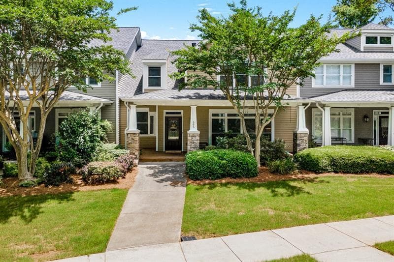 4 bedroom, 3 bathroom, 2,760 sq ft townhouse sold at 405 Independence Way, Roswell, GA 30075