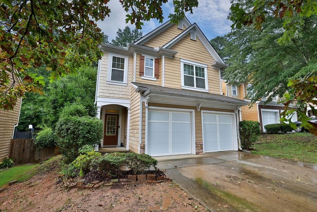 3 bedroom, 3 bathroom, 1,923 sq ft single family residence sold at 4664 Windale Drive, Lawrenceville, GA 30044