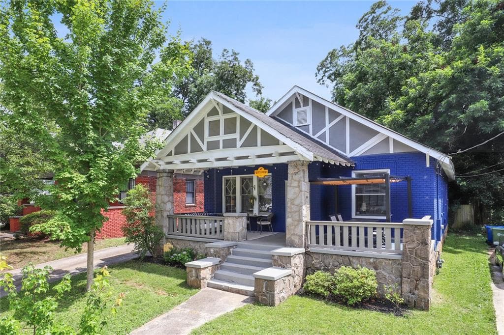 3 bedroom, 2 bathroom, 1,733 sq ft single family residence sold at 1514 Rogers Avenue, Atlanta, GA 30310