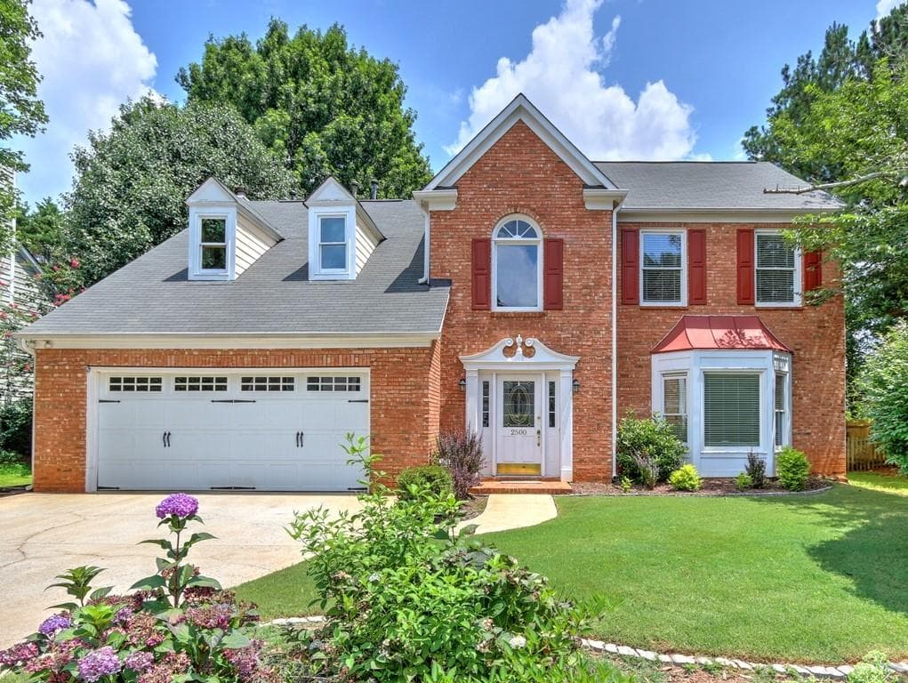 3 bedroom, 3 bathroom, 2,300 sq ft single family residence sold at 2500 Westover Way, Kennesaw, GA 30152