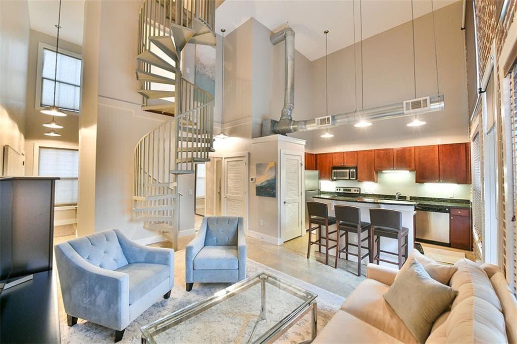 2 bedroom, 2 bathroom, 1,075 sq ft condominium sold at 791 Wylie Street 910, Atlanta, GA 30316