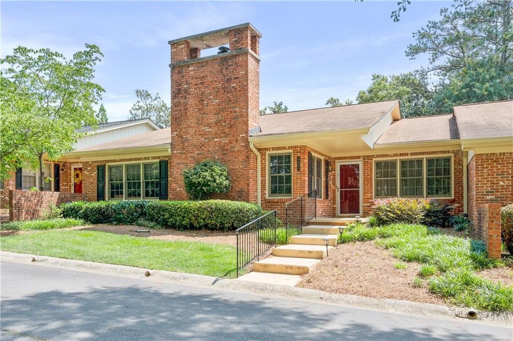 4091 Deerings Drive, Peachtree Corners, GA 30092 — most recent listing photo