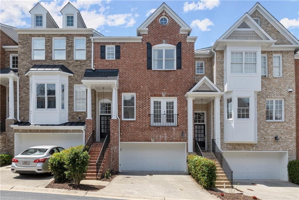 4 bedroom, 4 bathroom, 2,884 sq ft townhouse sold at 316 Creekbank Way, Smyrna, GA 30082