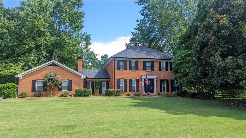 4 bedroom, 4 bathroom, 3,366 sq ft single family residence sold at 110 Saddle Creek Drive, Roswell, GA 30076