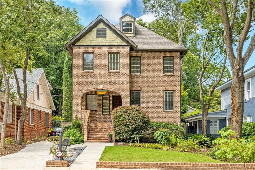 4 bedroom, 4 bathroom, 3,096 sq ft single family residence sold at 368 Atlanta Avenue, Atlanta, GA 30315